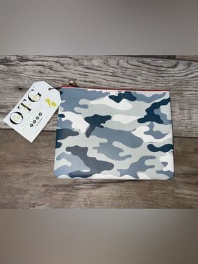 OTG Twenty Four Seven #4 Abby Gray camouflage Limited Edition Pouch